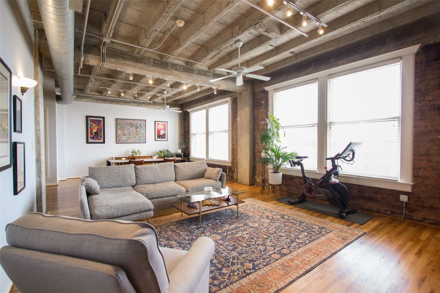 Property photo for 201 Main Street, #4F, Houston, TX