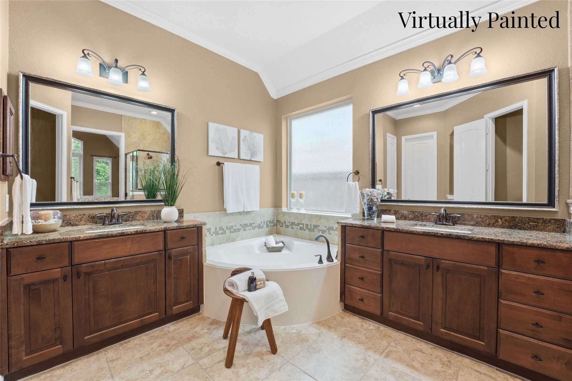 17207 Rainier Creek Drive, Humble, TX 77346 Spa-like ensuite bath with soaking tub & separate shower