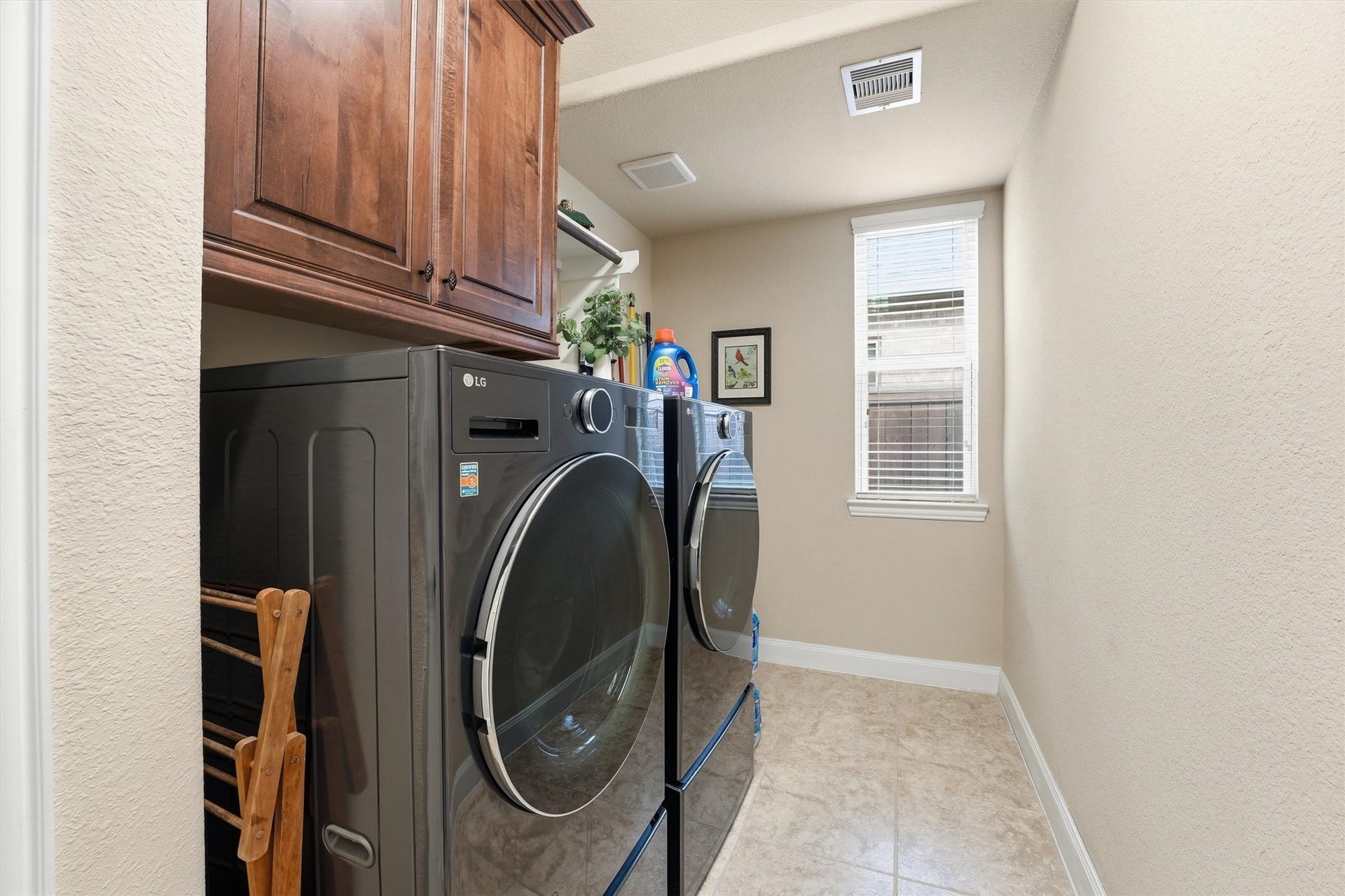 17207 Rainier Creek Drive, Humble, TX 77346 Laundry Room