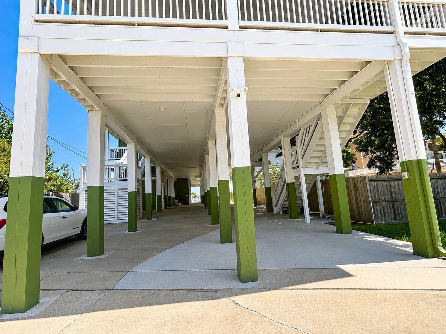 1813 Avenue A, Dickinson, TX 77539 1813 Avenue A, Dickinson, TX 77539