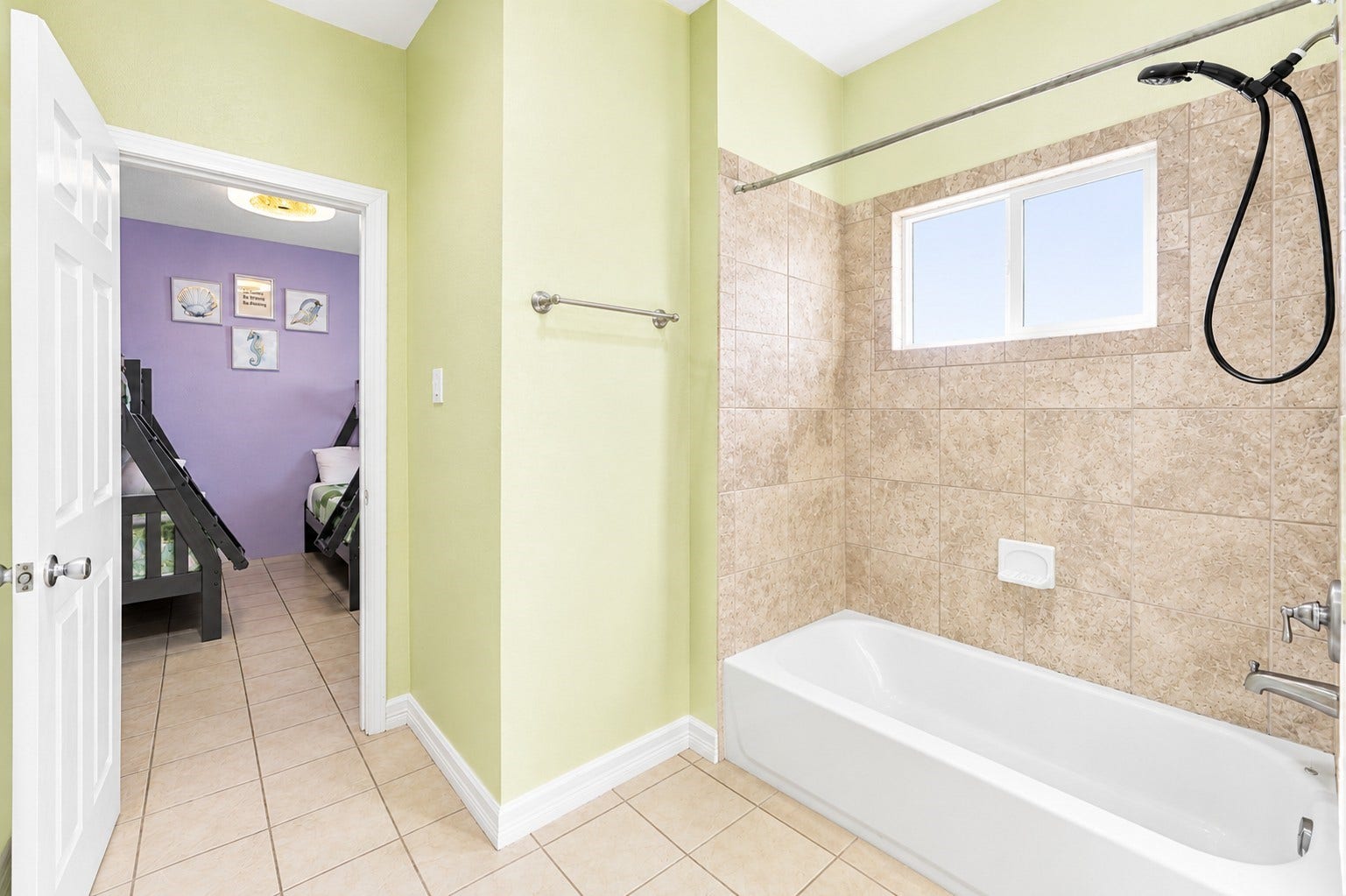 1813 Avenue A, Dickinson, TX 77539 1813 Avenue A, Dickinson, TX 77539