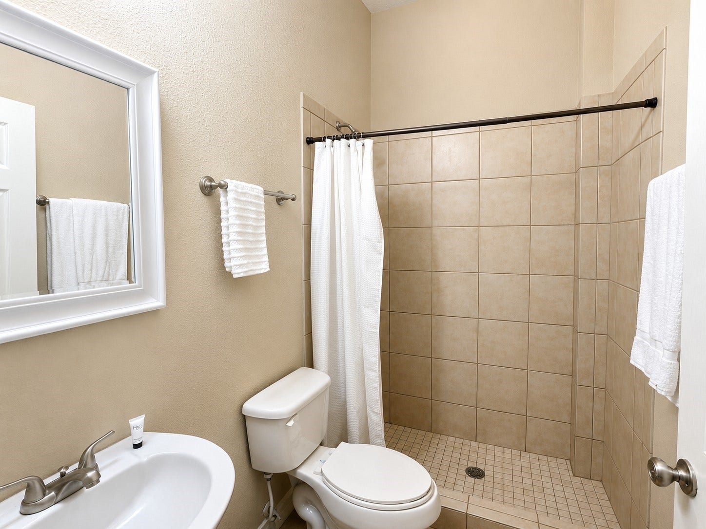 1813 Avenue A, Dickinson, TX 77539 1813 Avenue A, Dickinson, TX 77539
