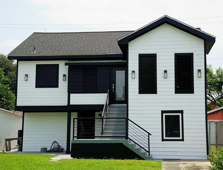 Property photo for 3411 Avenue R, Galveston, TX