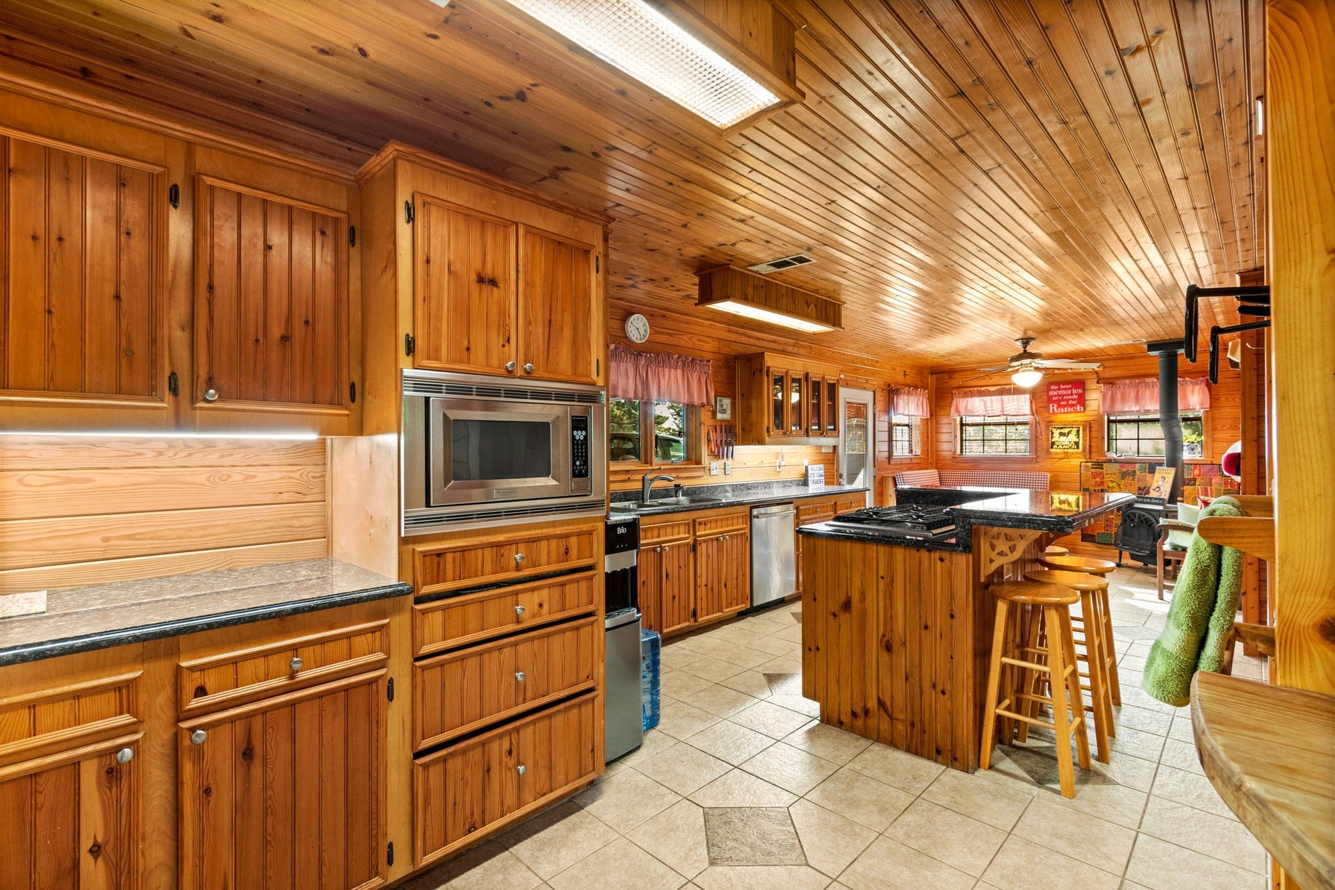 10176 Pooles Road, Montgomery, TX 77356 10176 Pooles Road, Montgomery, TX 77356