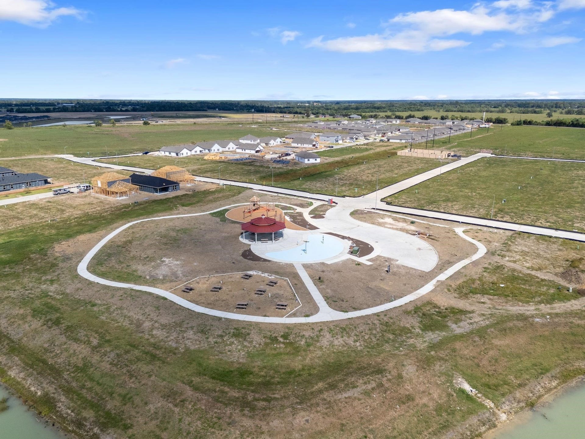 210 Olympic Harbor Drive, Crosby, TX 77532 Community photo