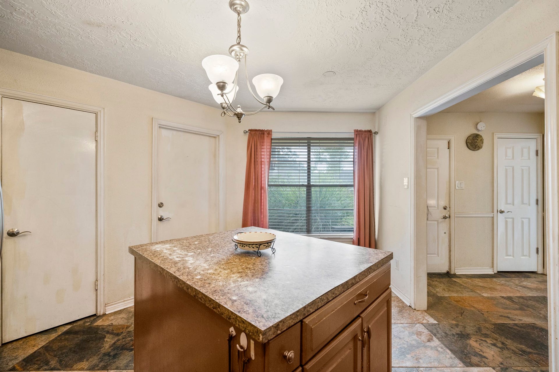6503 Fallengate Drive, Spring, TX 77373 6503 Fallengate Drive, Spring, TX 77373