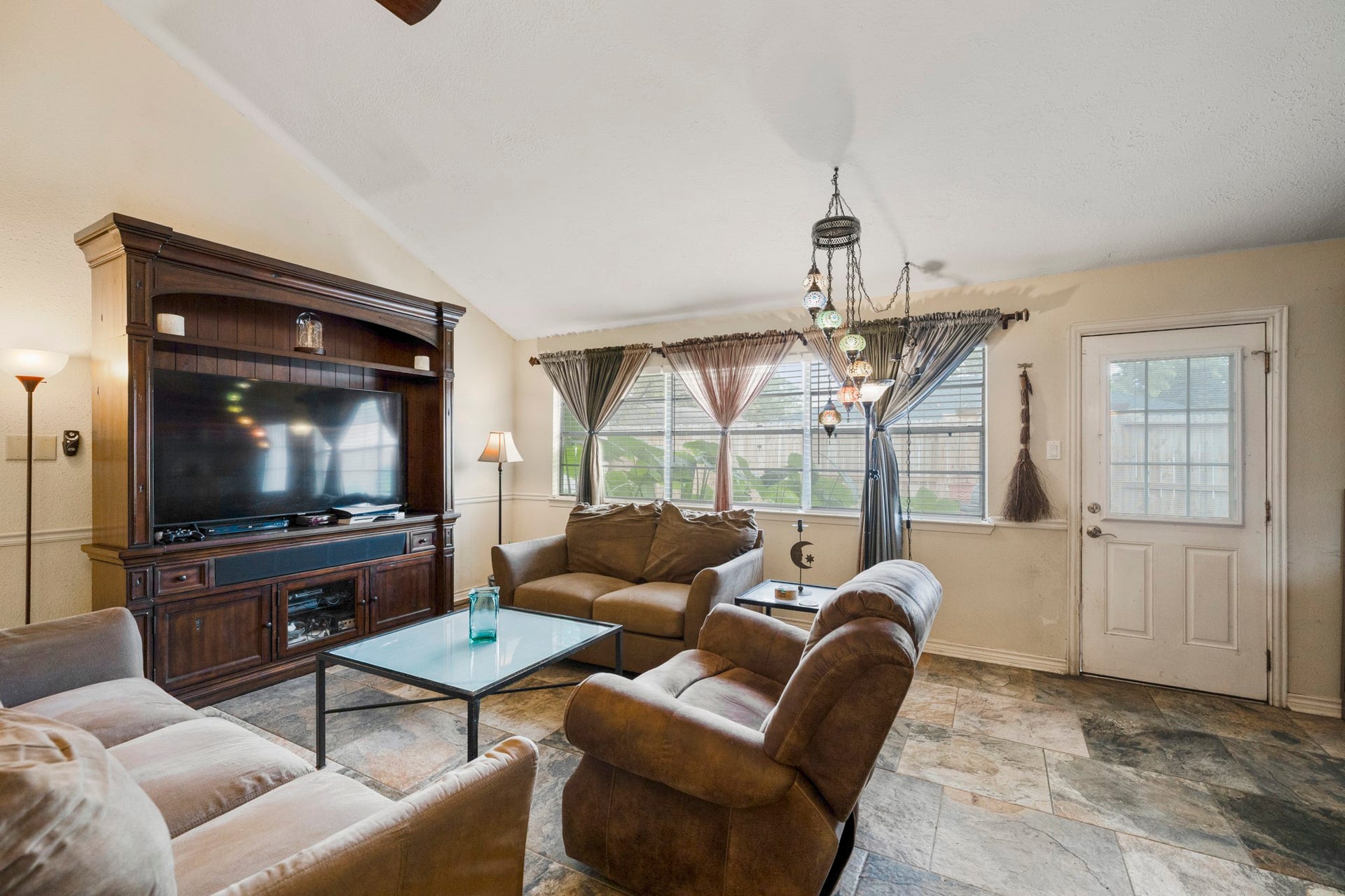 6503 Fallengate Drive, Spring, TX 77373 6503 Fallengate Drive, Spring, TX 77373