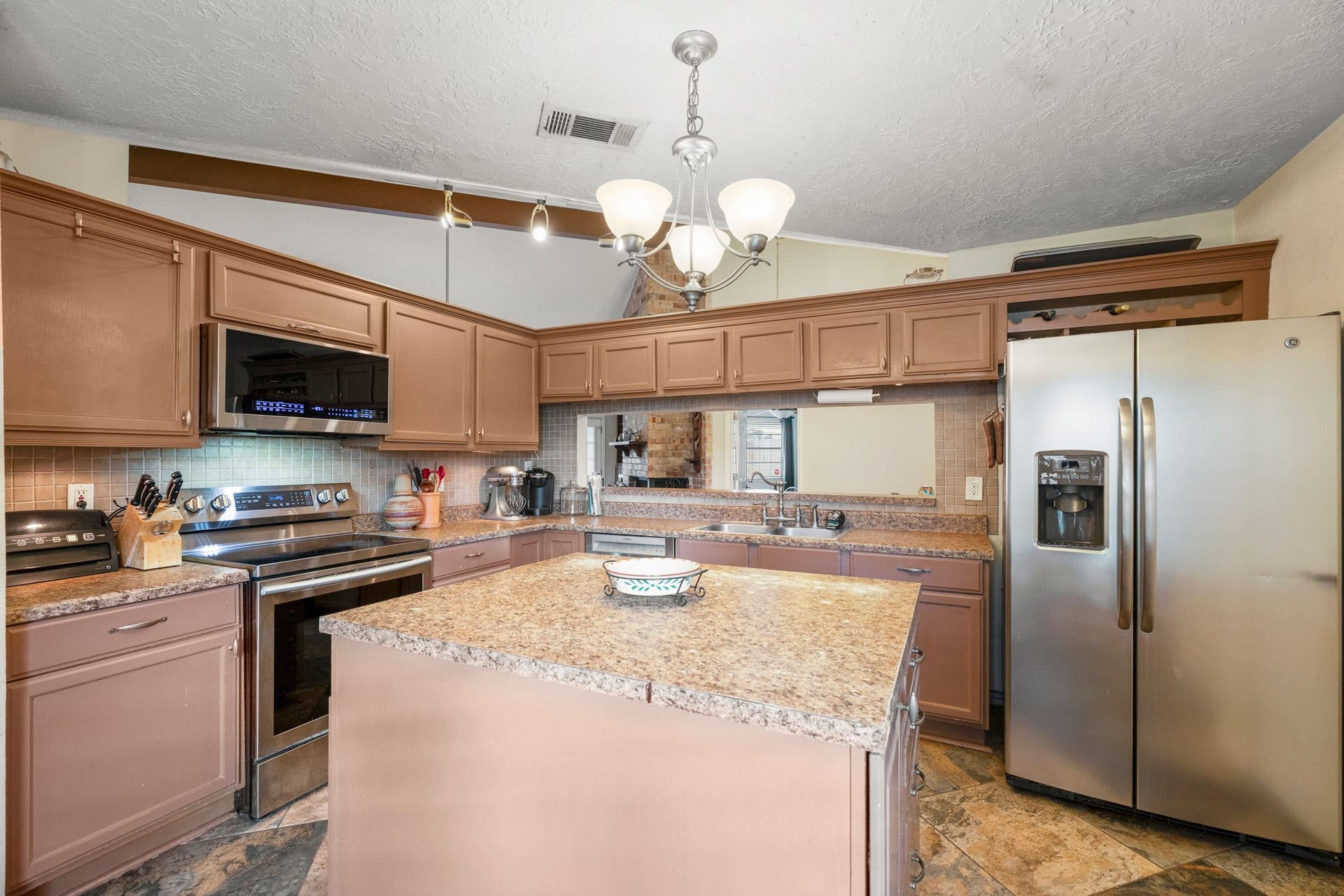 6503 Fallengate Drive, Spring, TX 77373 6503 Fallengate Drive, Spring, TX 77373