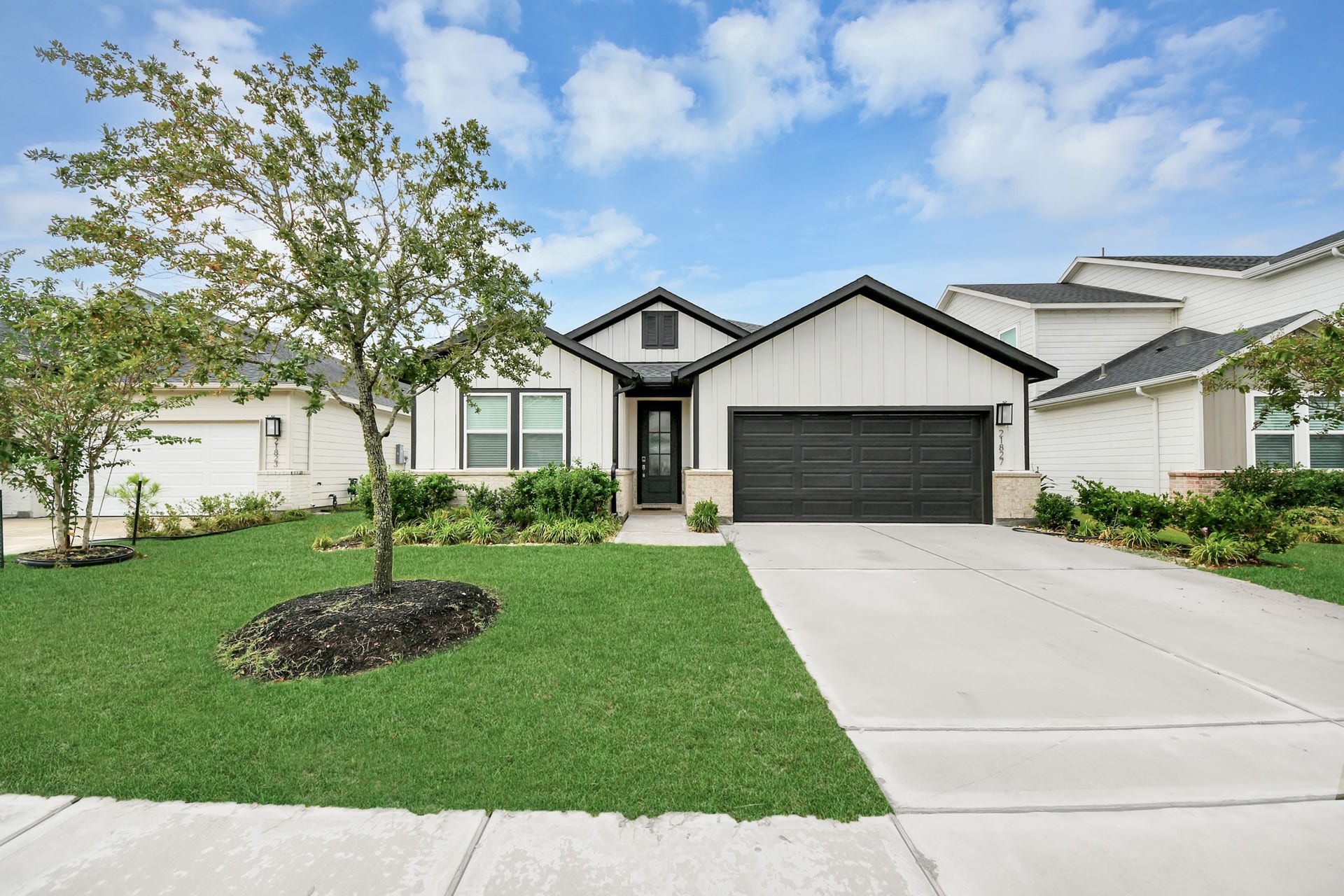 21827 Redwood Bluff Trail, Cypress, TX 77433