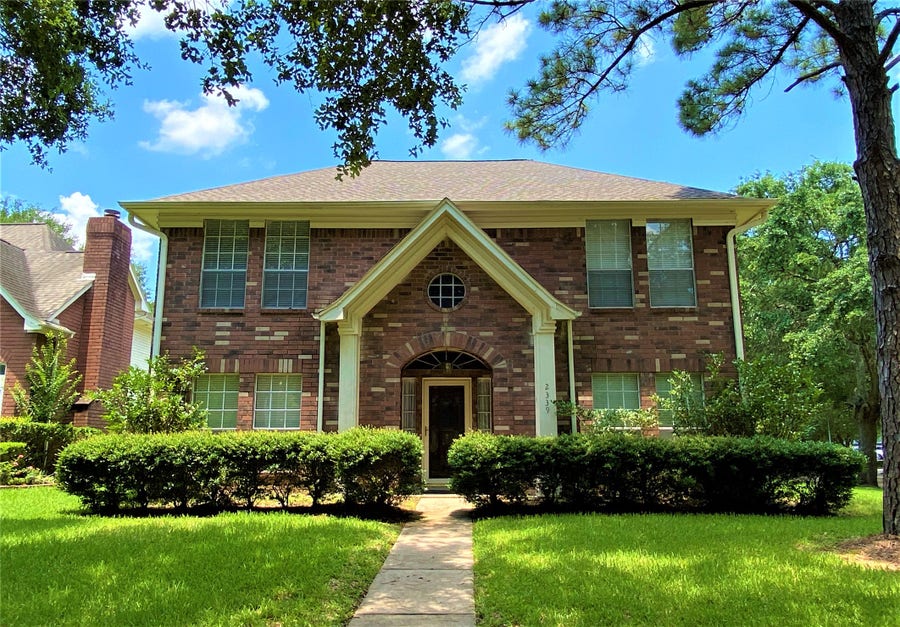 Property photo for 2339 Bent River Drive, Sugar Land, TX
