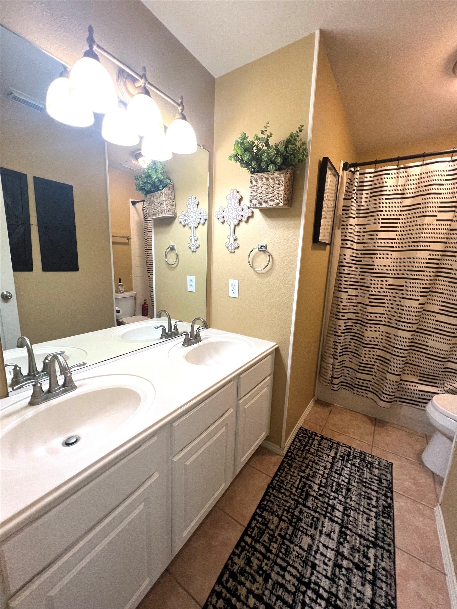 2102 Louetta Spring Drive, Spring, TX 77388 2102 Louetta Spring Drive, Spring, TX 77388
