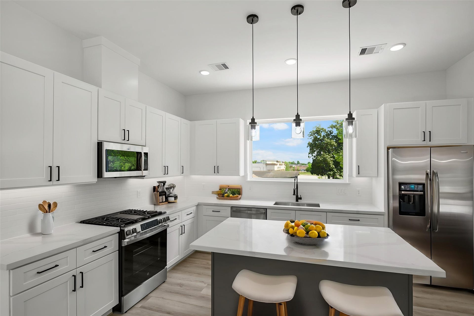 870 W Little York Road, #A, Houston, TX 77091 DIGITALLY STAGED Kitchen Area