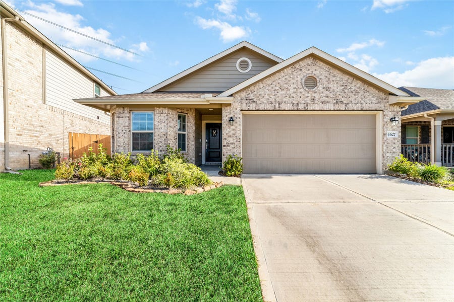 Property photo for 4627 Sequoia Echo Dr, Spring, TX
