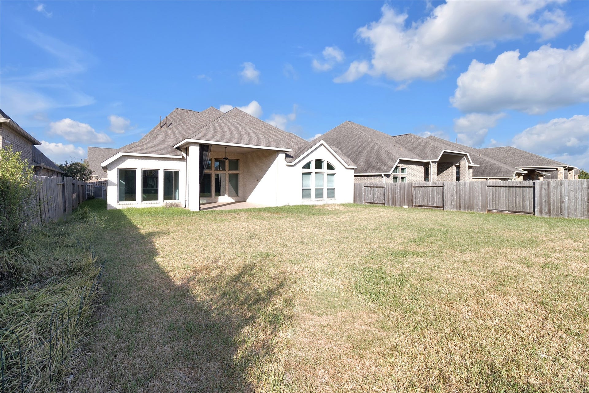 13610 Thunder Stone Ln, Pearland, TX 77584 13610 Thunder Stone Ln, Pearland, TX 77584
