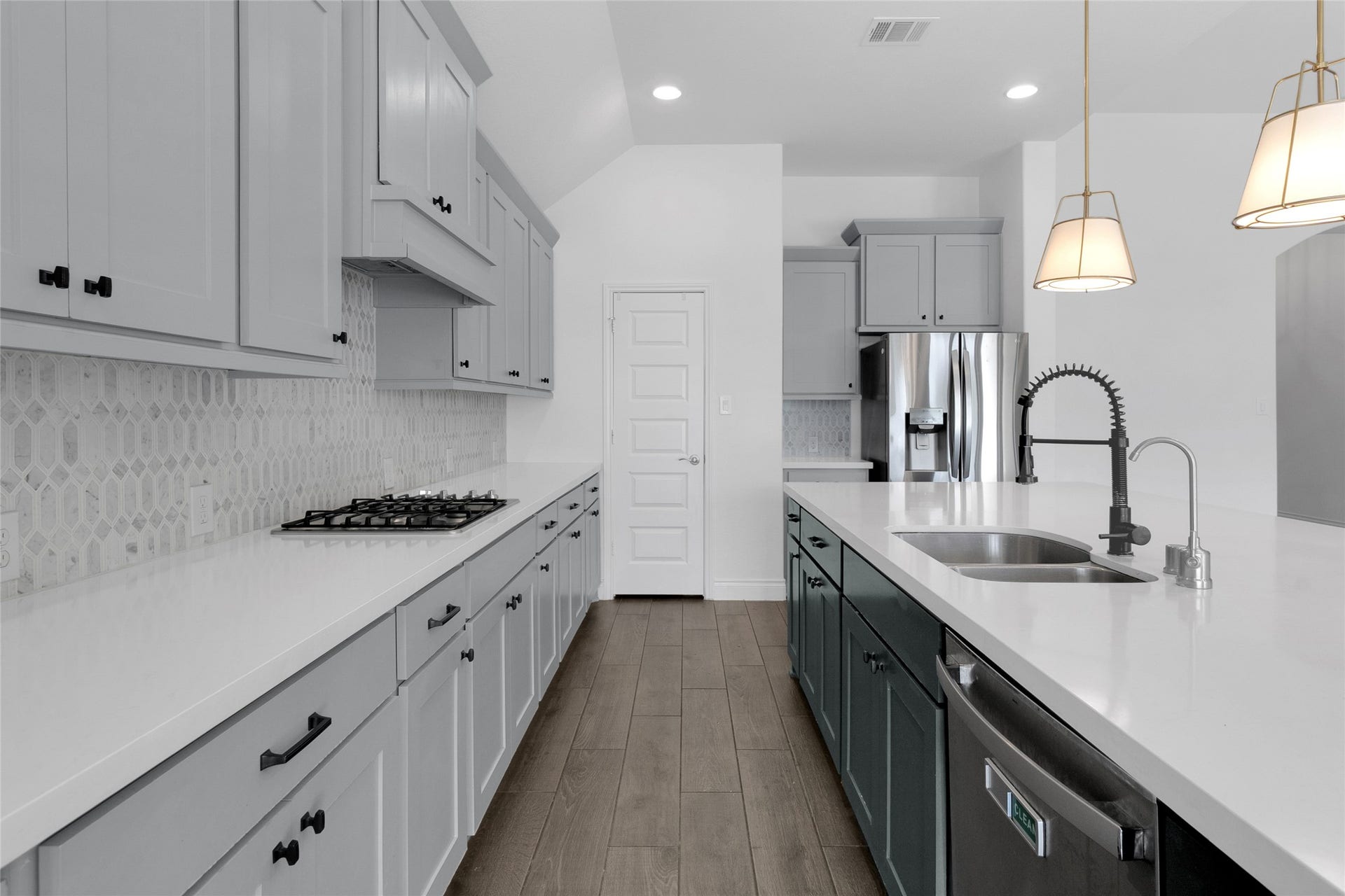 13610 Thunder Stone Ln, Pearland, TX 77584 13610 Thunder Stone Ln, Pearland, TX 77584