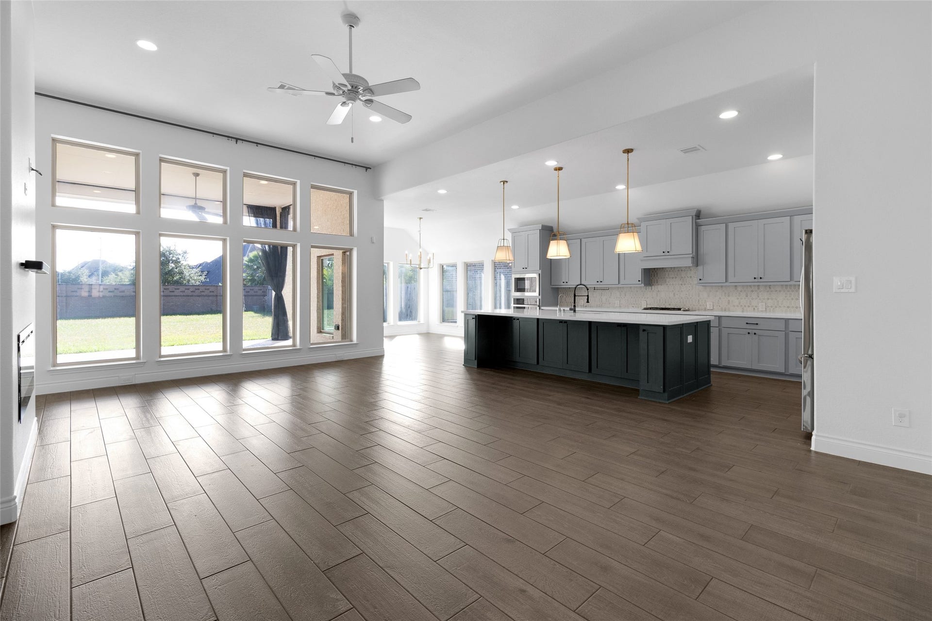 13610 Thunder Stone Ln, Pearland, TX 77584 13610 Thunder Stone Ln, Pearland, TX 77584