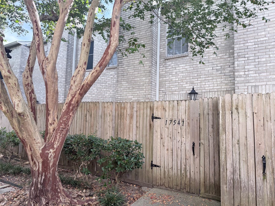 Property photo for 17541 Red Oak Drive, #7541, Houston, TX