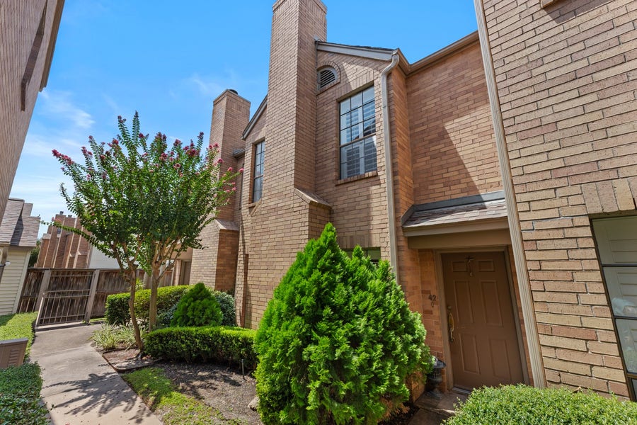 Property photo for 3300 Bellefontaine Street, #42, Houston, TX