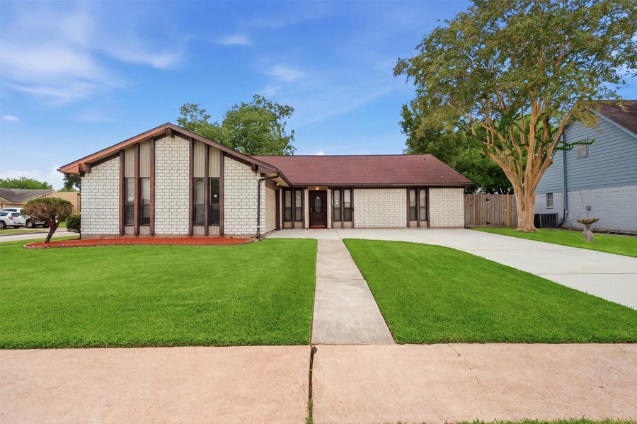 Property photo for 11534 Sagepark Lane, Houston, TX