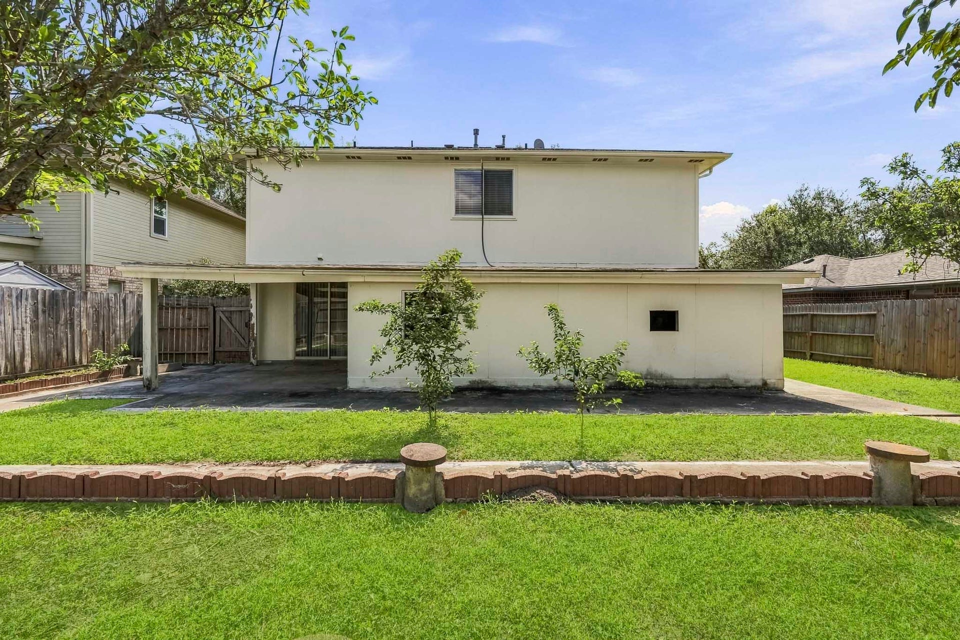 5815 Red River Drive, Dickinson, TX 77539 5815 Red River Drive, Dickinson, TX 77539