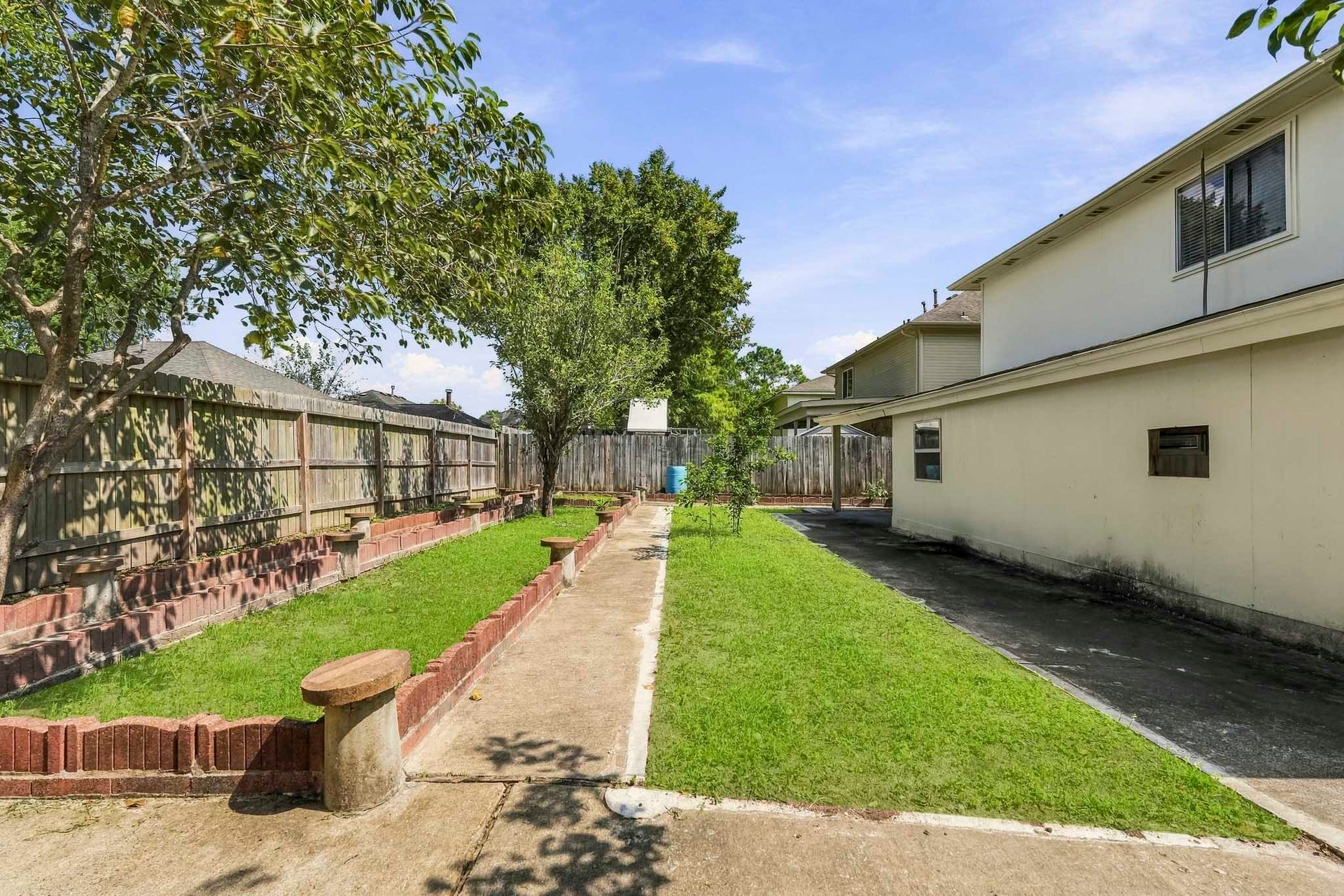 5815 Red River Drive, Dickinson, TX 77539 5815 Red River Drive, Dickinson, TX 77539