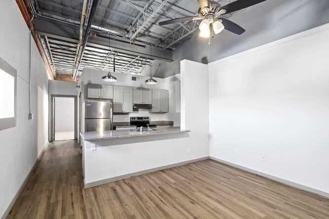 612 W Texas Avenue Unit 229, Baytown, TX 77520 612 W Texas Avenue Unit 229, Baytown, TX 77520