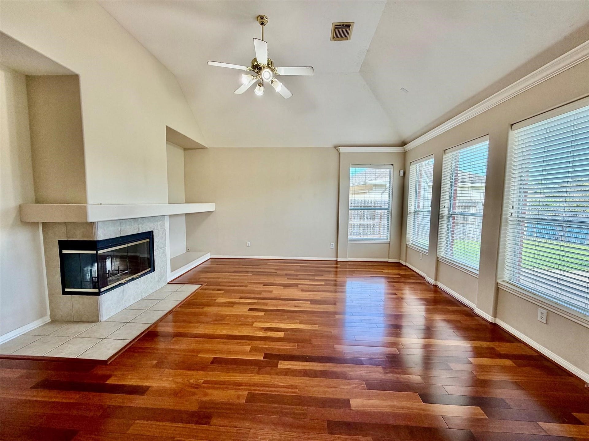 6811 Sable River Court, Missouri City, TX 77459 6811 Sable River Court, Missouri City, TX 77459
