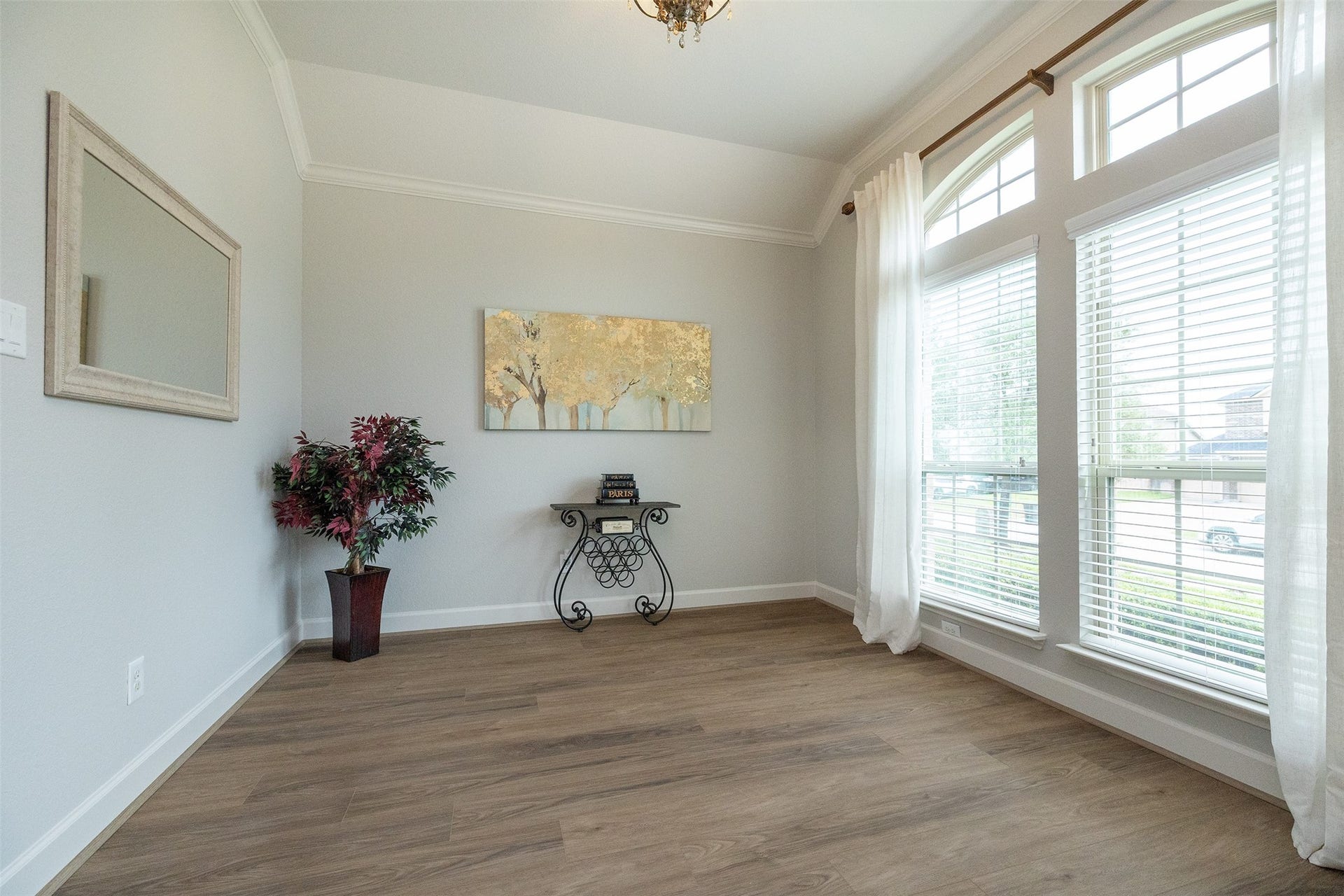 10722 Sir Alex Drive, Tomball, TX 77375 10722 Sir Alex Drive, Tomball, TX 77375