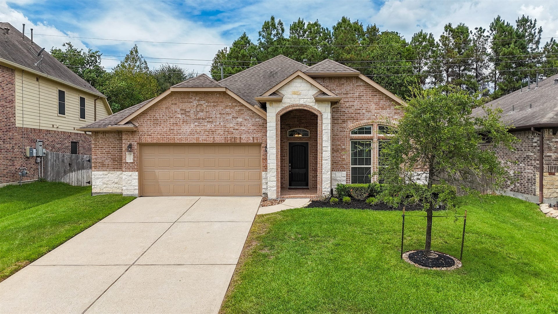 10722 Sir Alex Drive, Tomball, TX 77375 10722 Sir Alex Drive, Tomball, TX 77375