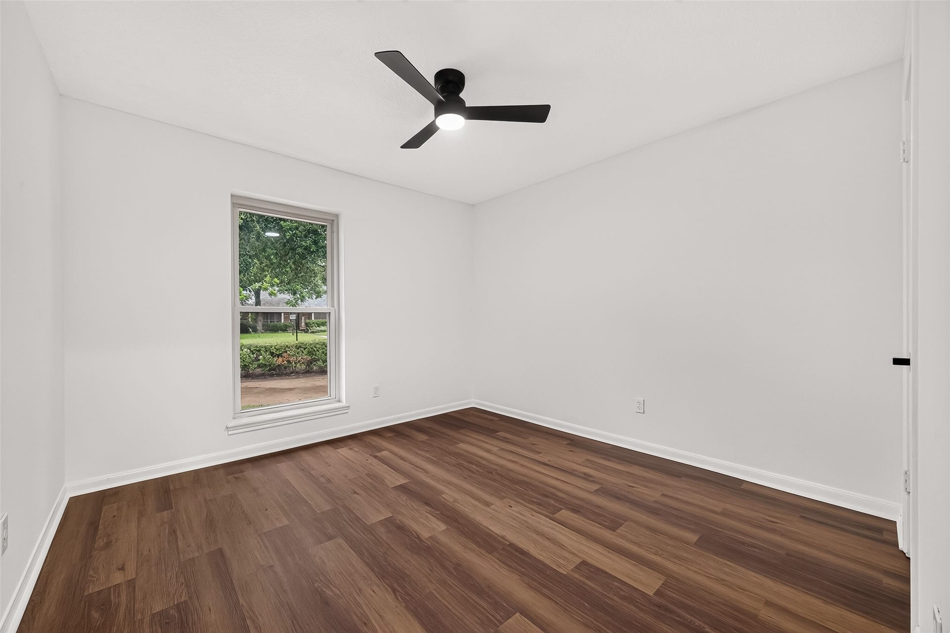 Bedroom #1