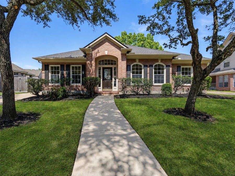 Property photo for 3319 Almond Creek Drive, Houston, TX