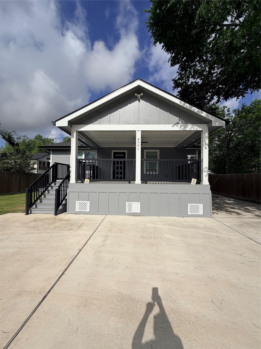 Property photo for 4501 Hirsch Road, Houston, TX