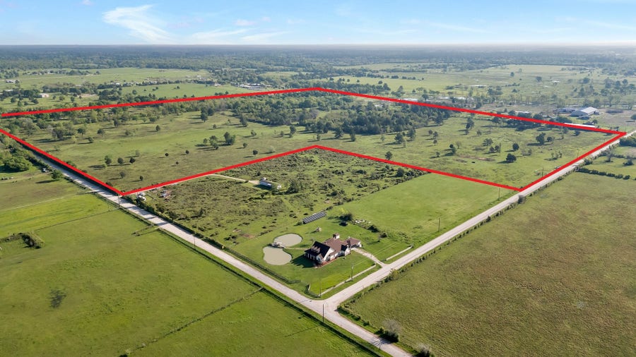 Property photo for 33450 Howell Road, Waller, TX