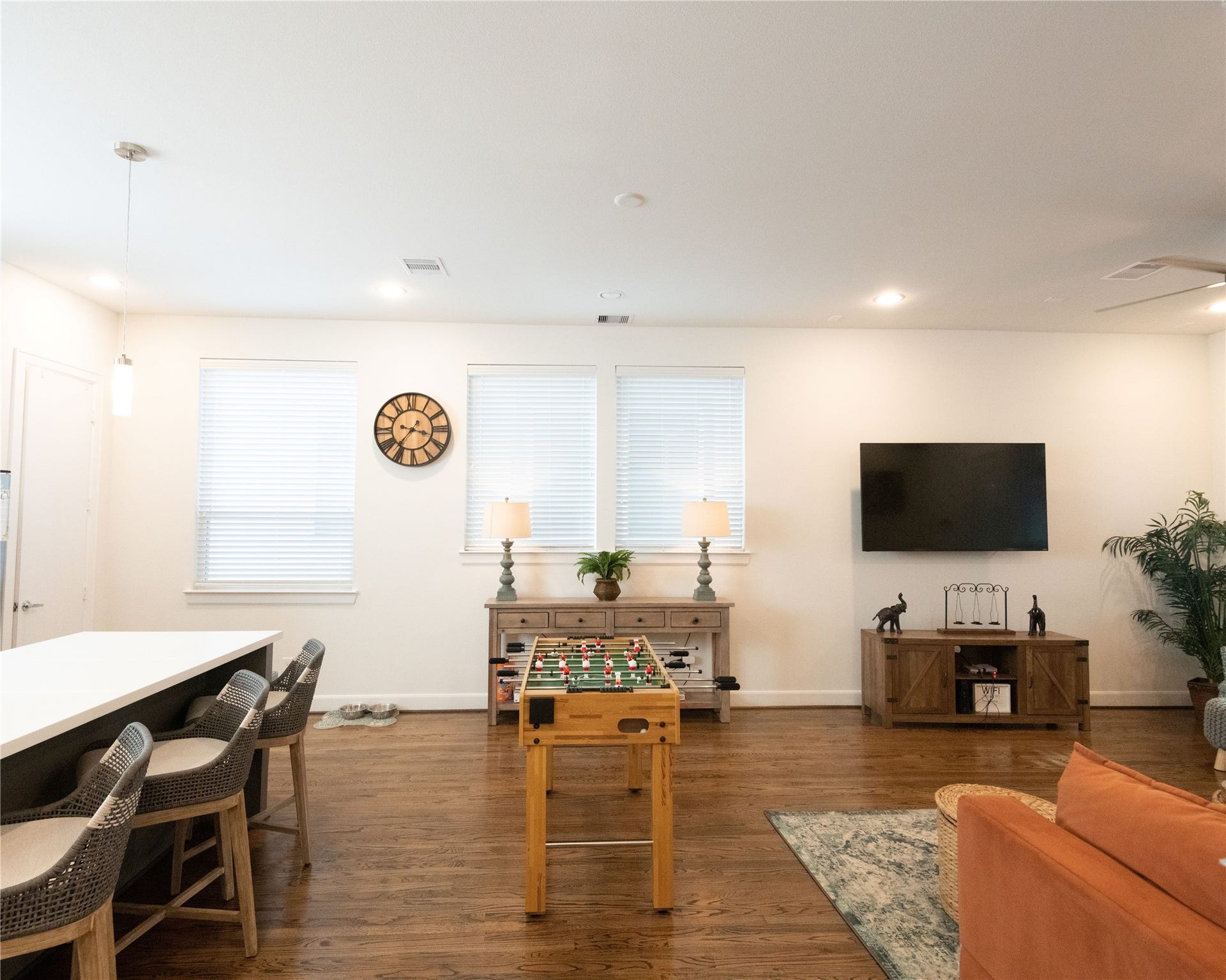 **Picture of home previously furnished.