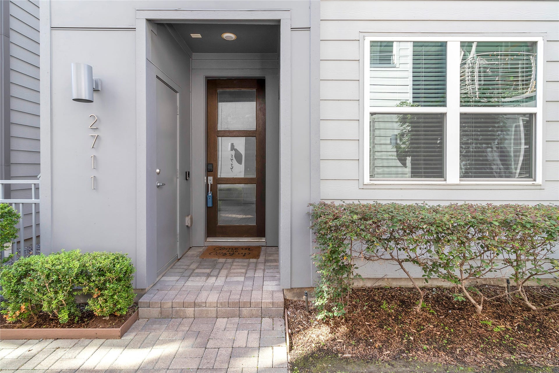 2711 Eado Grove Lane, Houston, TX 77003