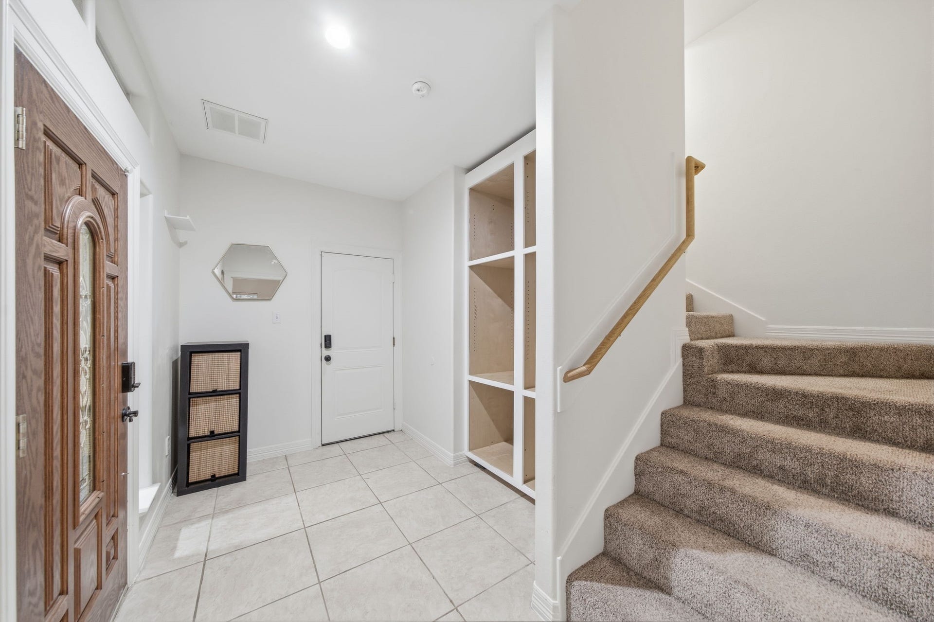 907 Lawrence Street, Houston, TX 77008