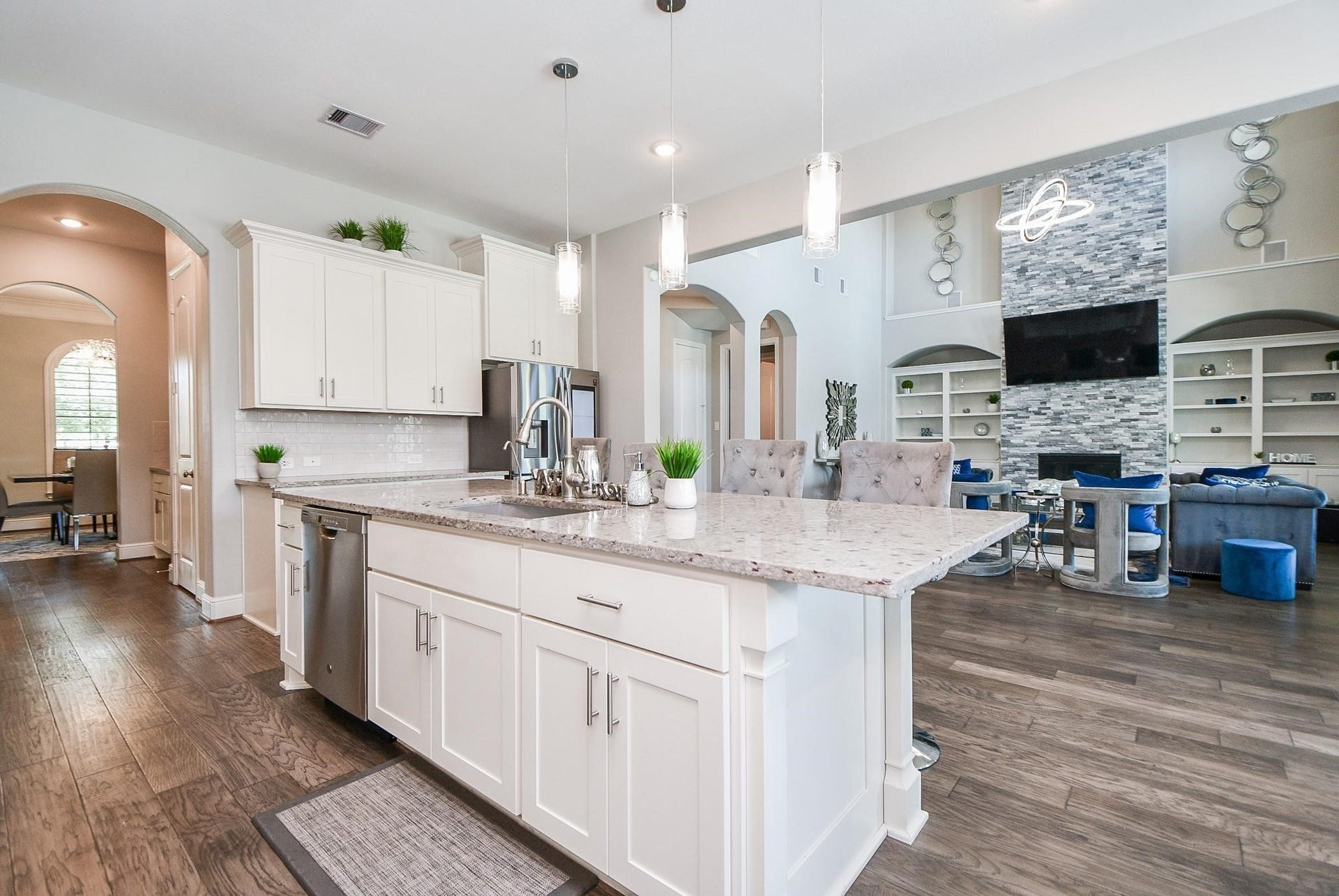 2510 Serene Path, Missouri City, TX 77459 2510 Serene Path, Missouri City, TX 77459