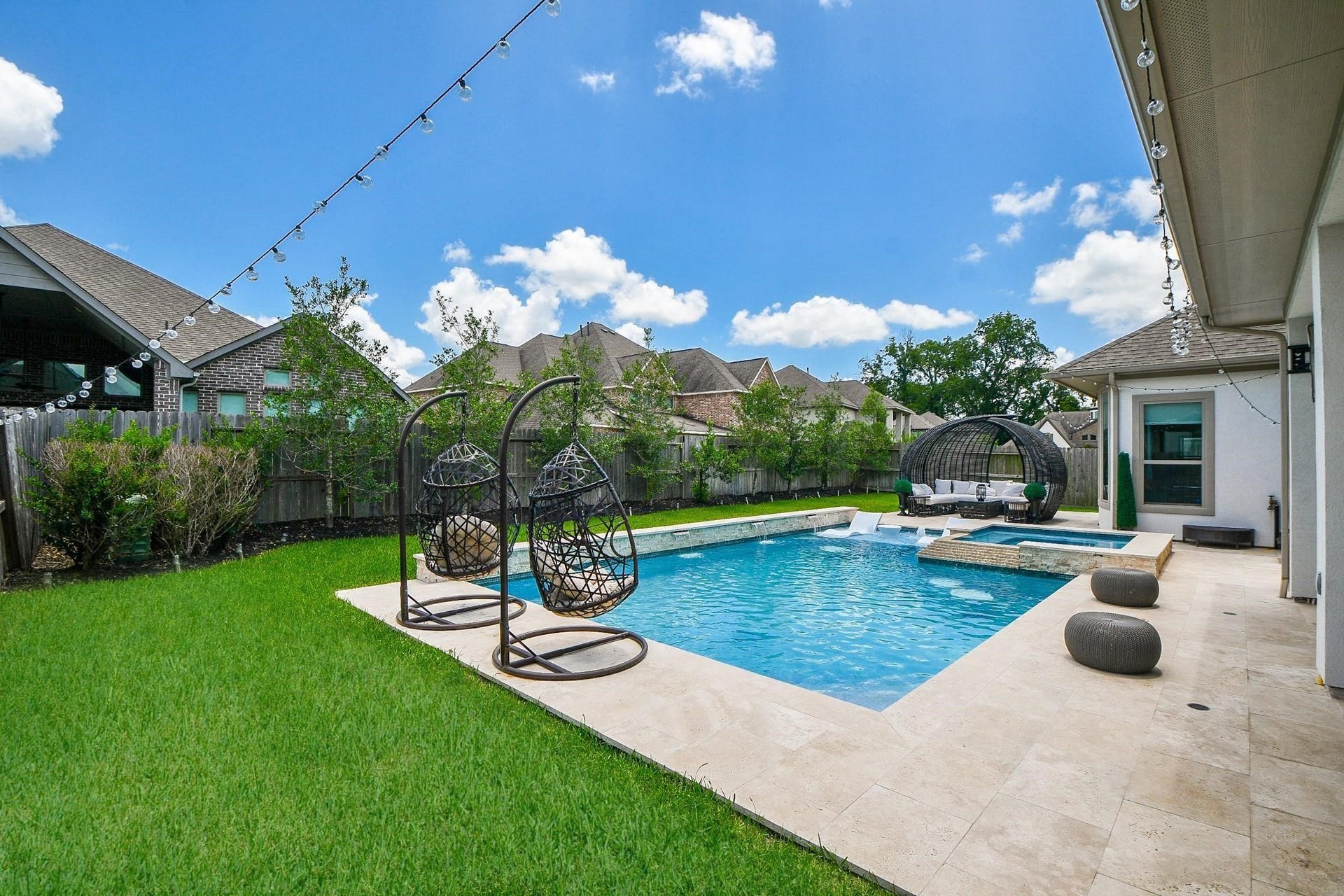 2510 Serene Path, Missouri City, TX 77459 2510 Serene Path, Missouri City, TX 77459