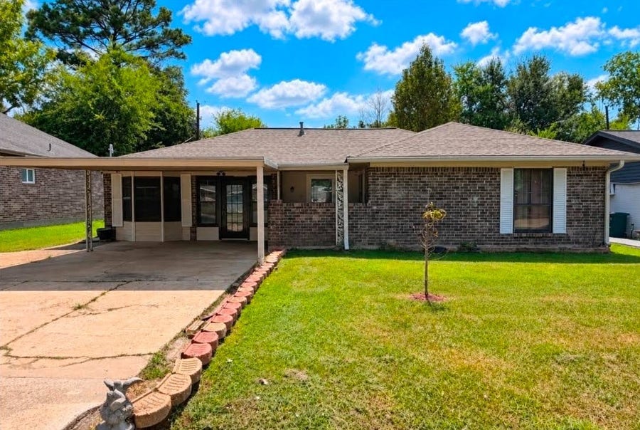 Property photo for 815 Magnolia Avenue, Crosby, TX