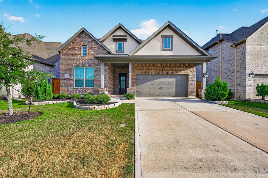 Property photo for 18015 Blossom Springs Court, Cypress, TX