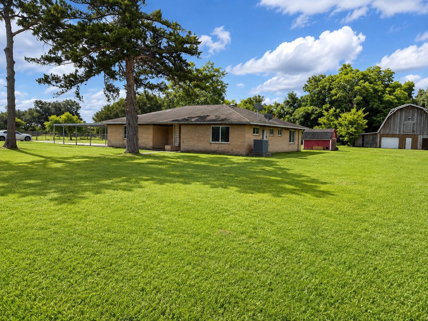 702 E Dallas Street, Fresno, TX 77545 702 E Dallas Street, Fresno, TX 77545