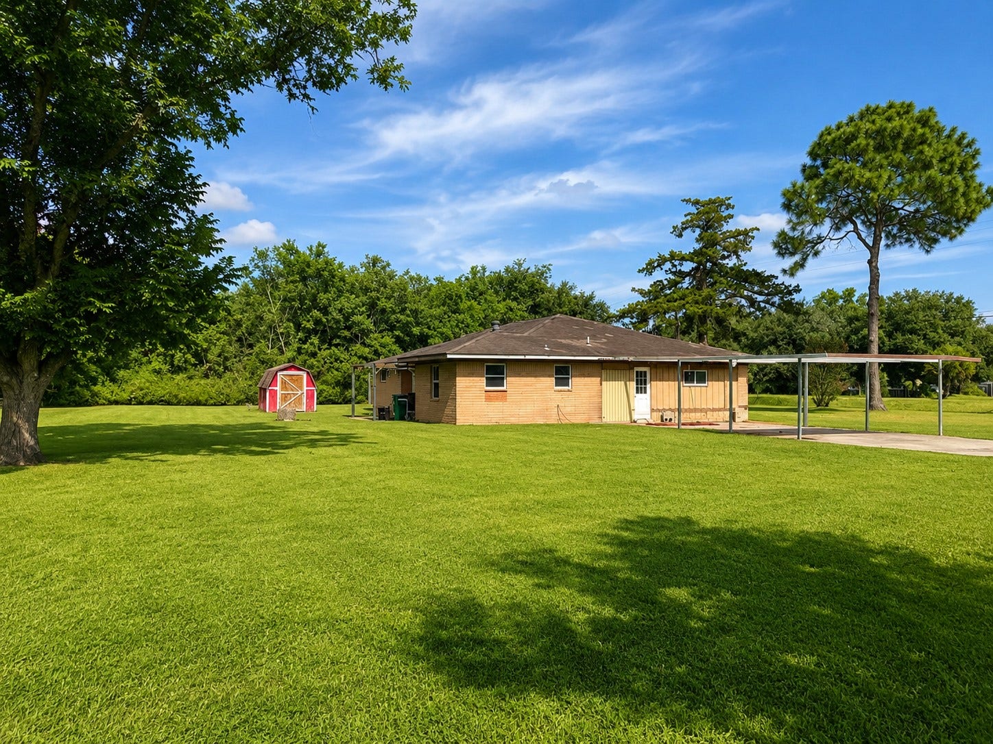 702 E Dallas Street, Fresno, TX 77545 702 E Dallas Street, Fresno, TX 77545
