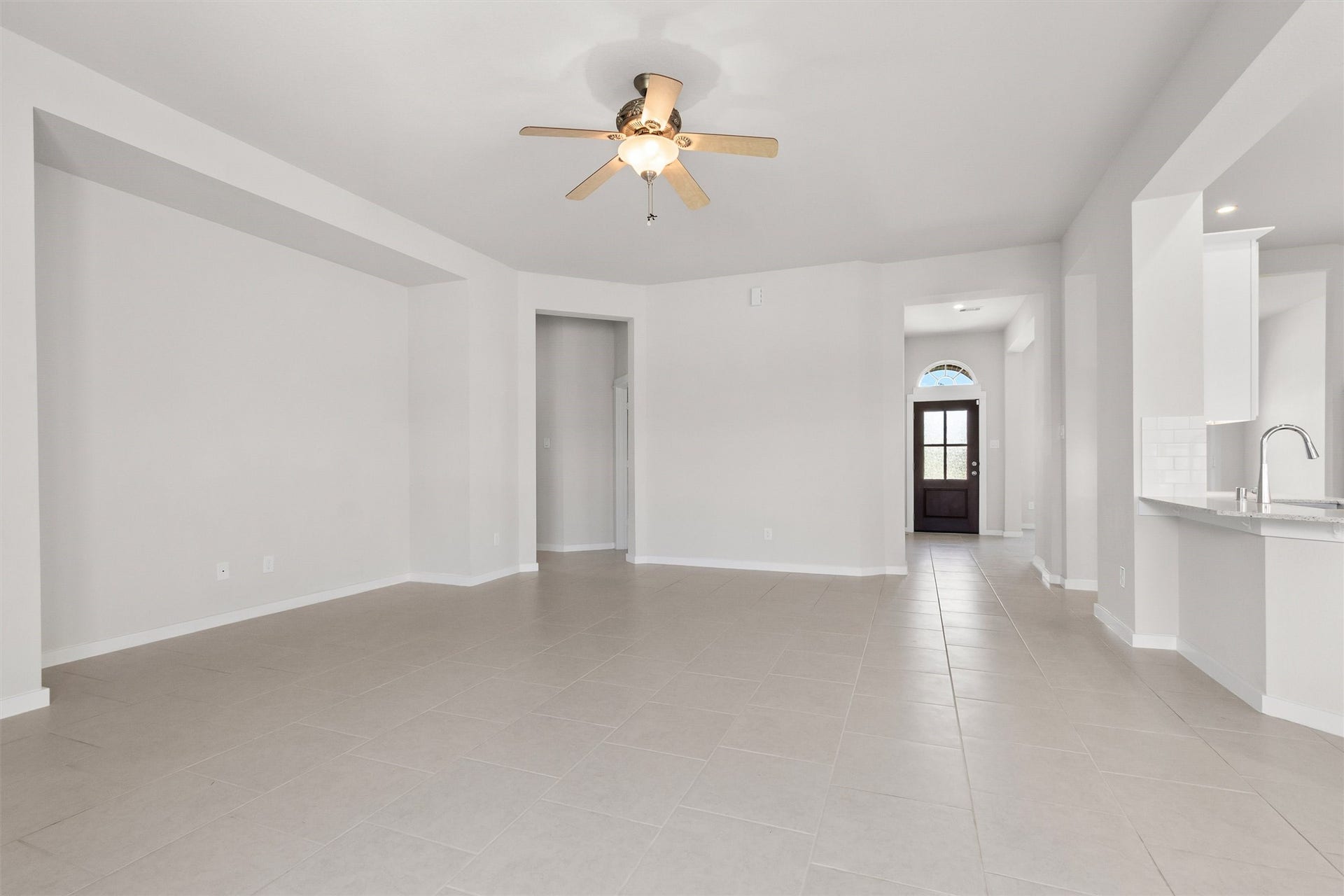 112 Dina Lane, Montgomery, TX 77356 112 Dina Lane, Montgomery, TX 77356
