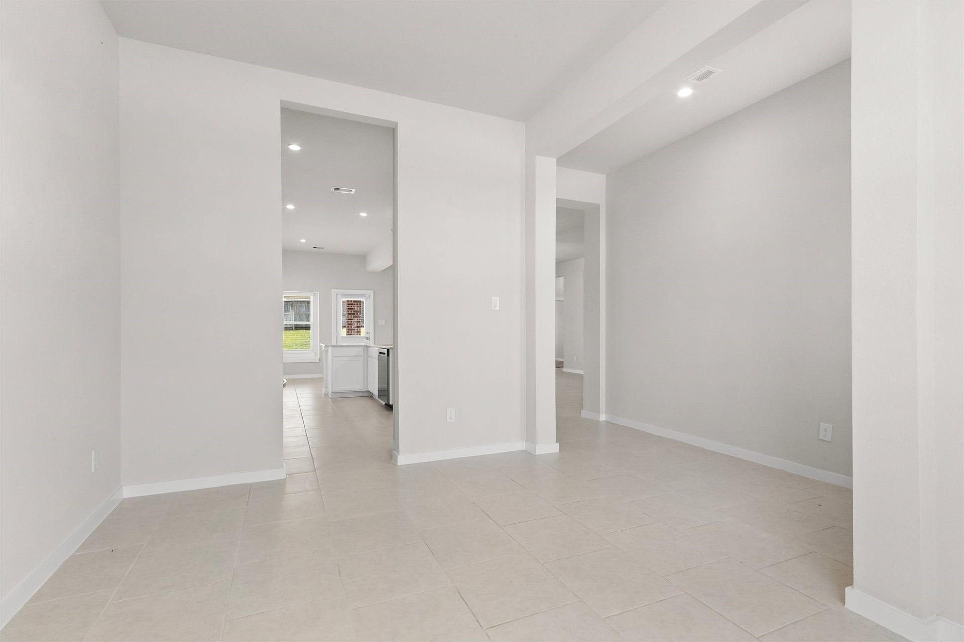 112 Dina Lane, Montgomery, TX 77356 112 Dina Lane, Montgomery, TX 77356