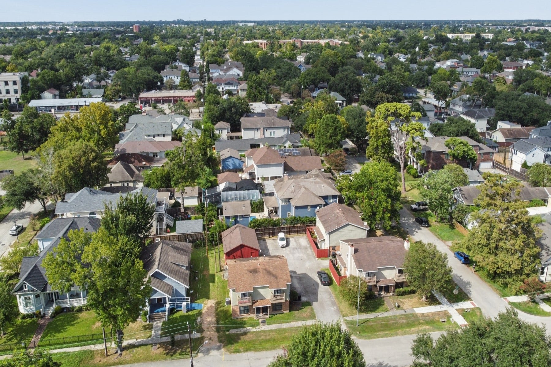 311 E 10th Street, Houston, TX 77008 Corner Lot