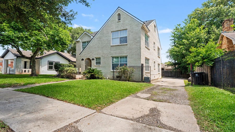 Property photo for 3005 Arbor Street, Houston, TX