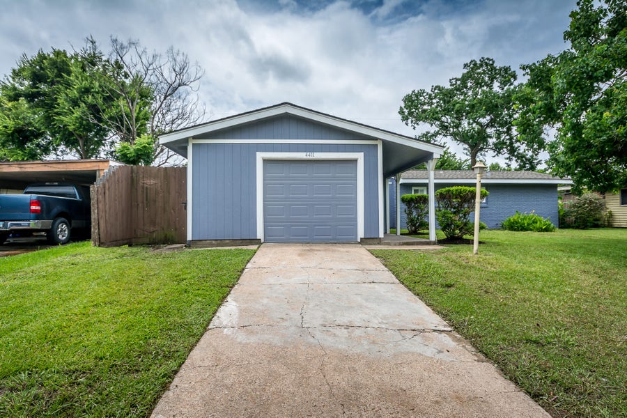 Property photo for 4411 Knotty Oaks Trail, Houston, TX