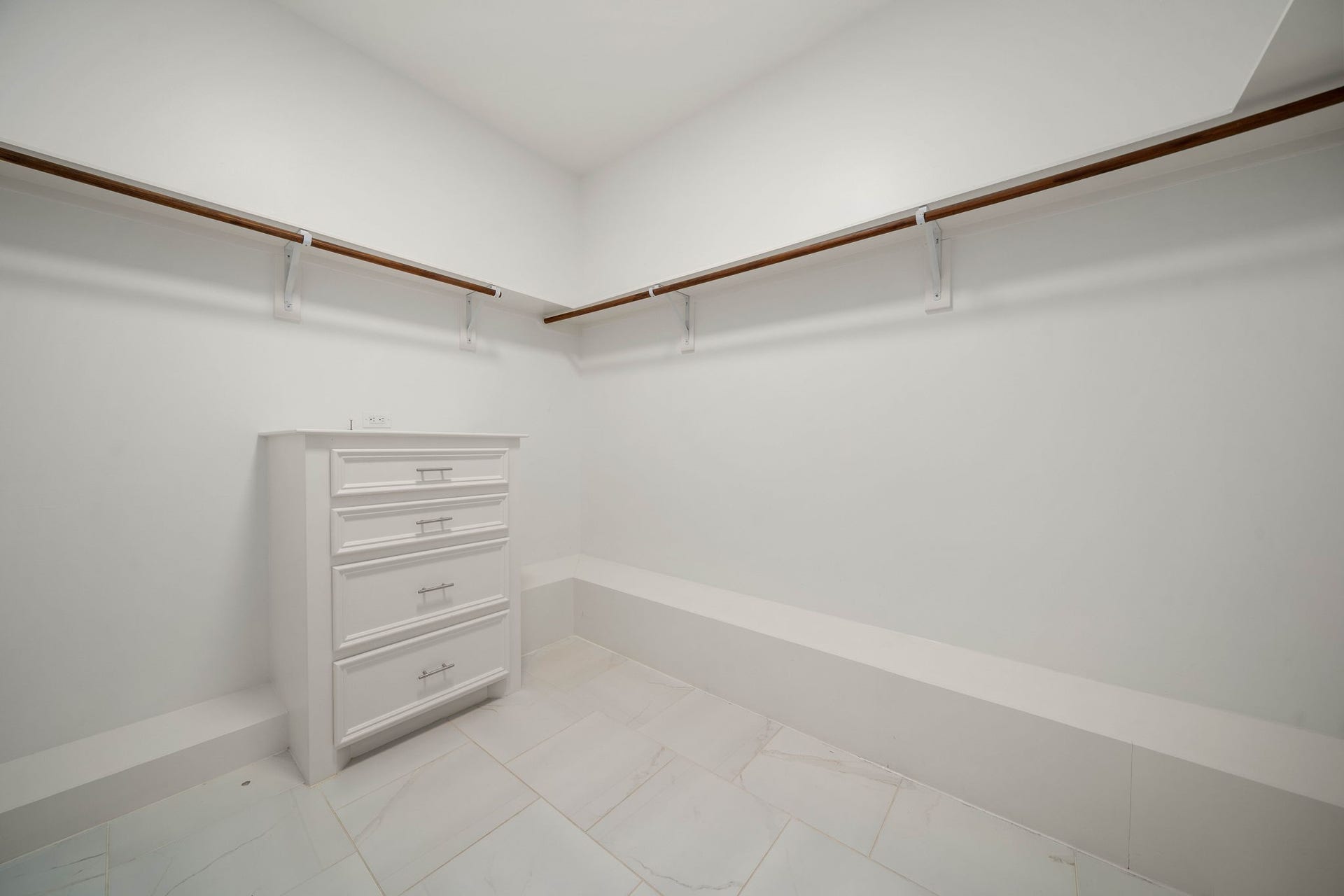 1326 Martin Street, Houston, TX 77018 1326 Martin Street, Houston, TX 77018