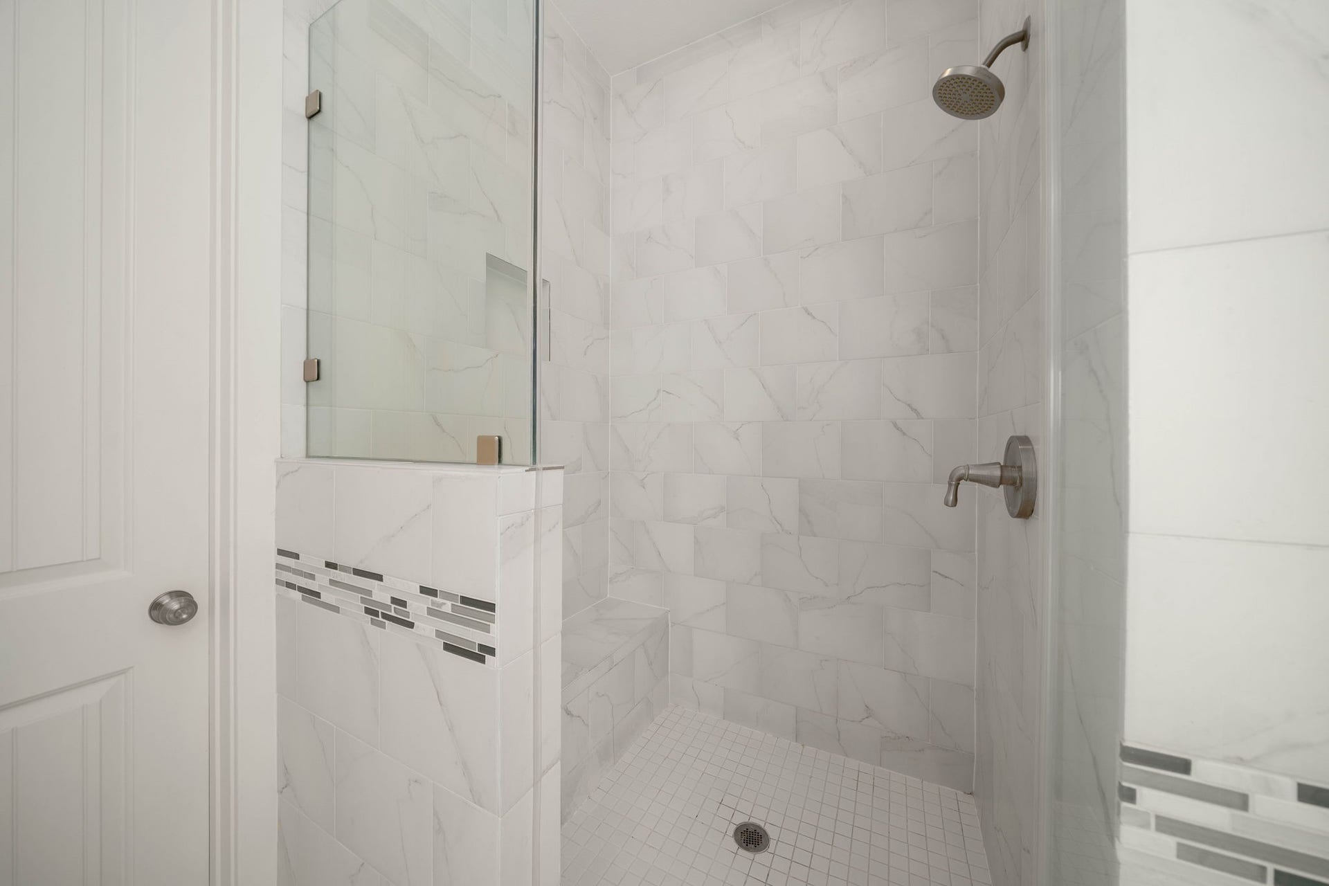 1326 Martin Street, Houston, TX 77018 1326 Martin Street, Houston, TX 77018