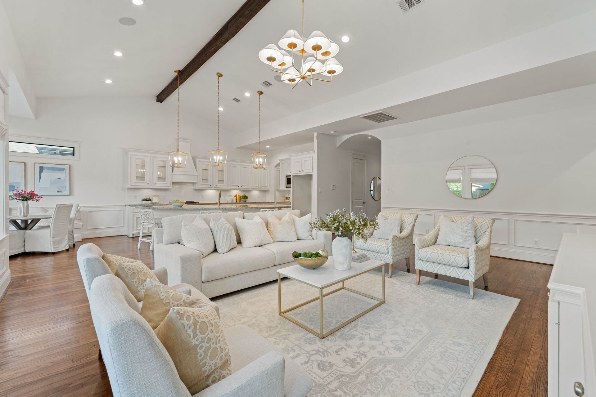 1326 Martin Street, Houston, TX 77018 1326 Martin Street, Houston, TX 77018